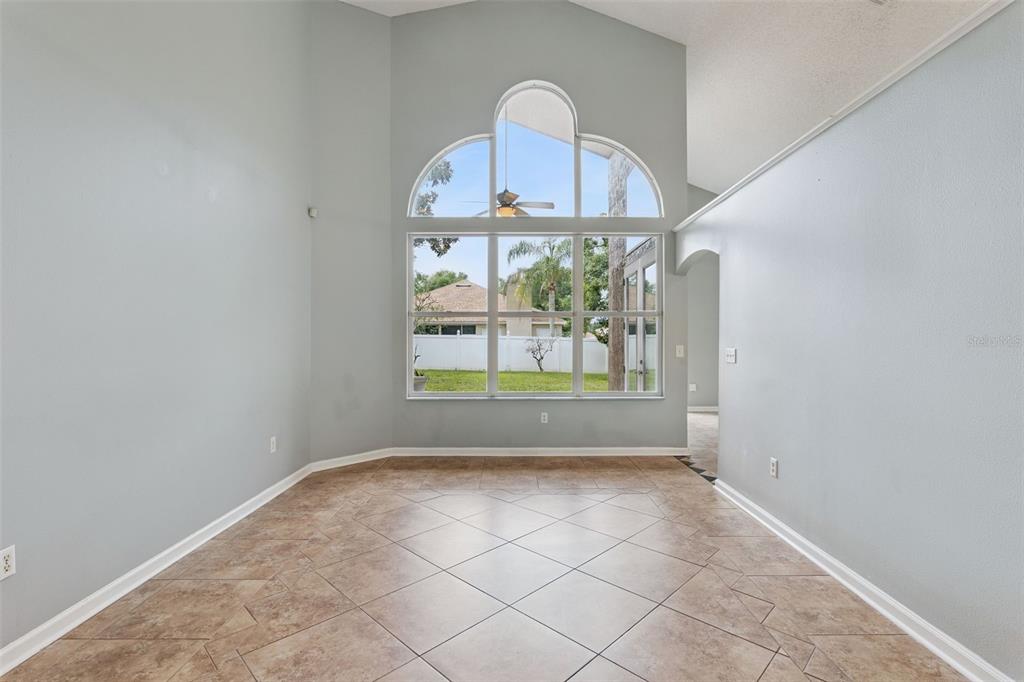 1025 OCEANBREEZE COURT gallery image #7