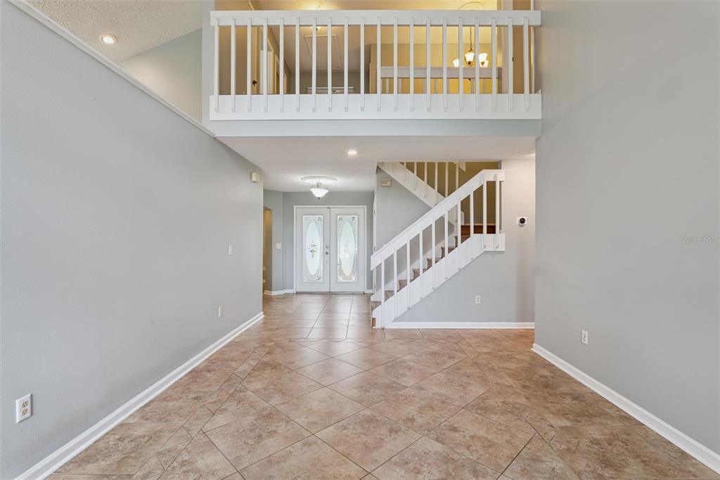 1025 OCEANBREEZE COURT gallery image #8