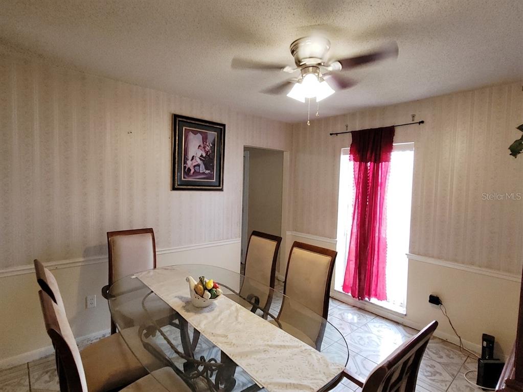 5891 SIR HENRY ROAD gallery image #10