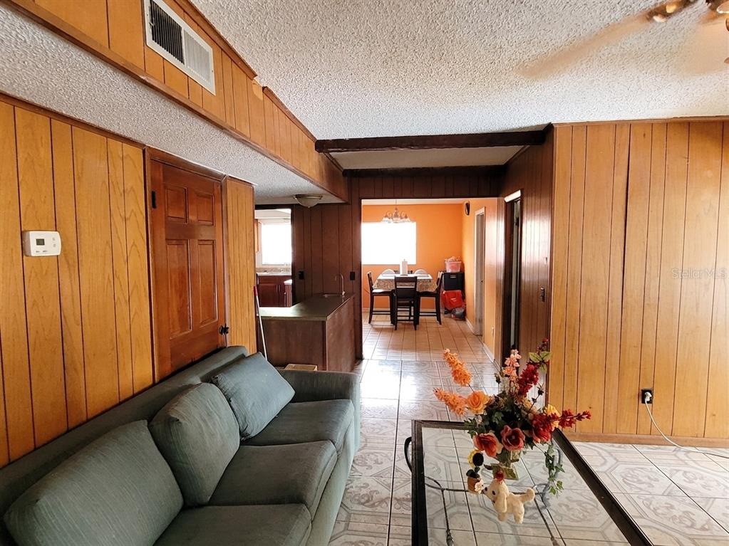 5891 SIR HENRY ROAD gallery image #14