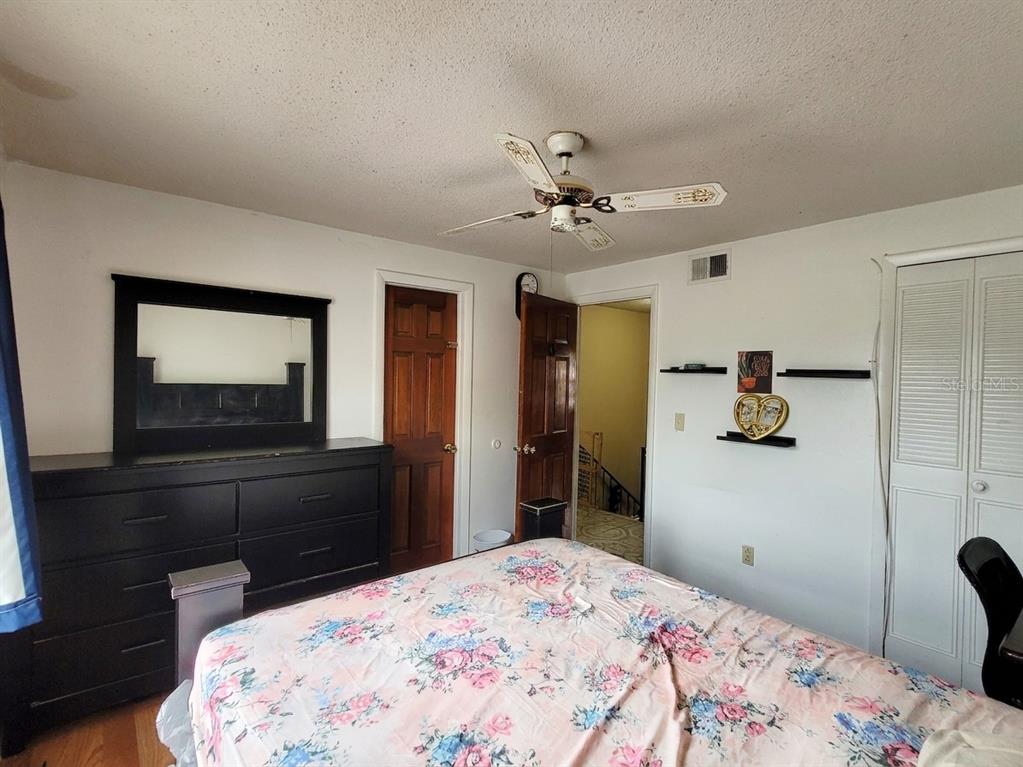 5891 SIR HENRY ROAD gallery image #32