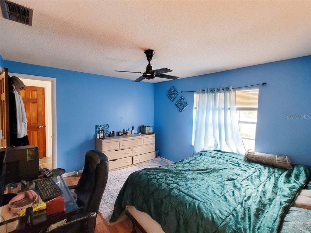 5891 SIR HENRY ROAD gallery image #39