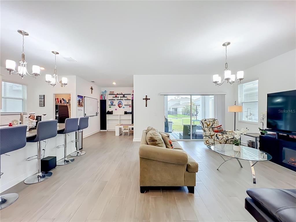 11835 BOLDFACE DRIVE gallery image #15