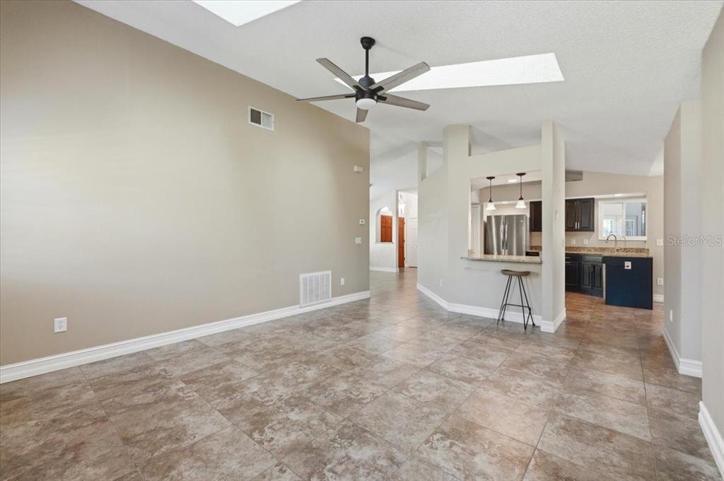 2406 ABALONE BOULEVARD gallery image #11