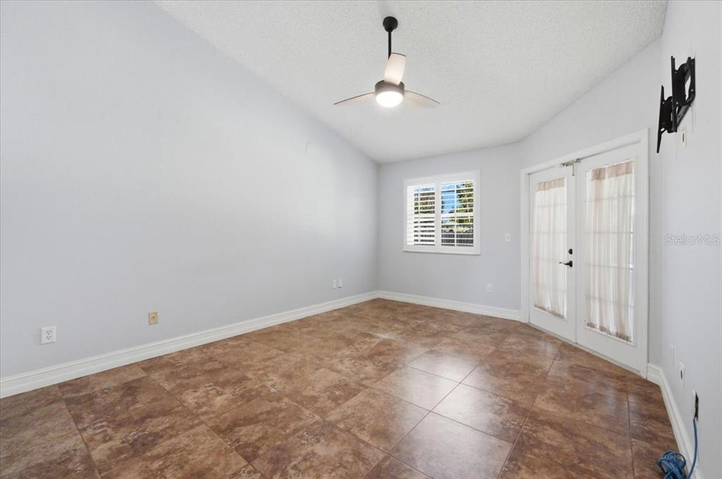 2406 ABALONE BOULEVARD gallery image #15
