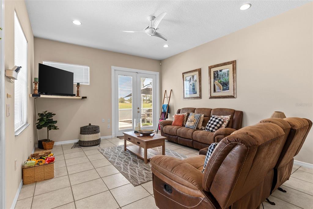 622 GOLF COURSE PARKWAY gallery image #10