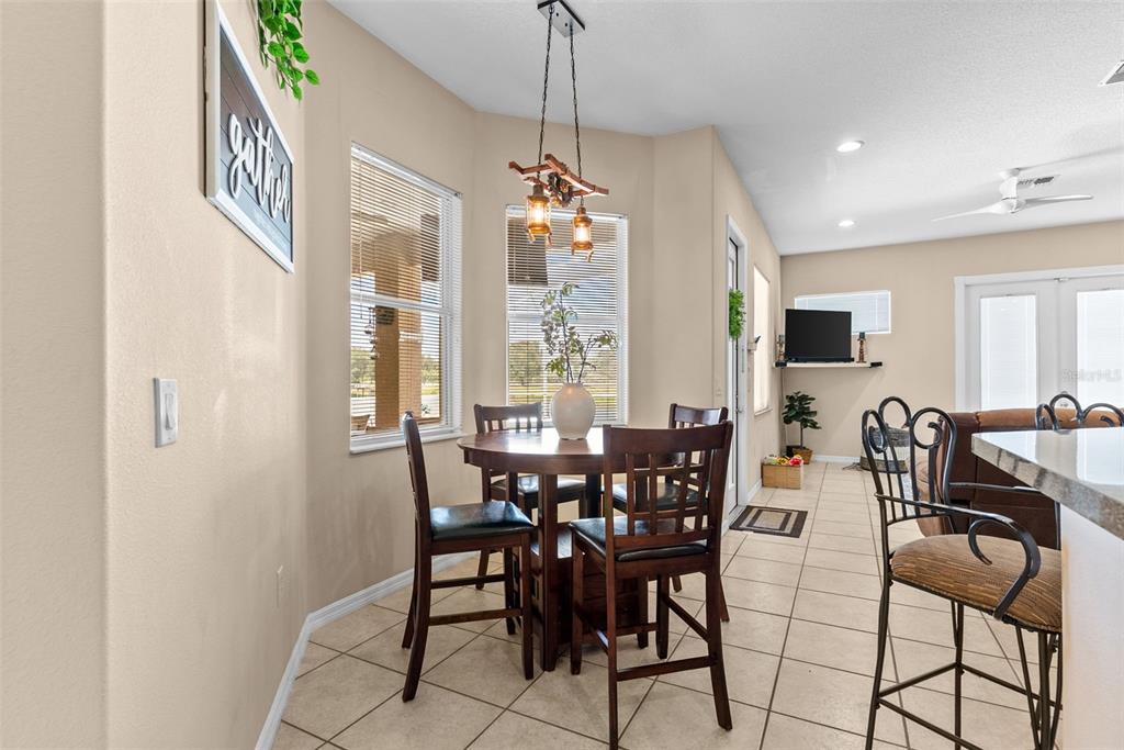 622 GOLF COURSE PARKWAY gallery image #17