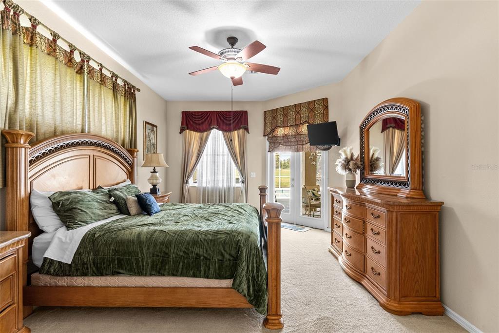 622 GOLF COURSE PARKWAY gallery image #21