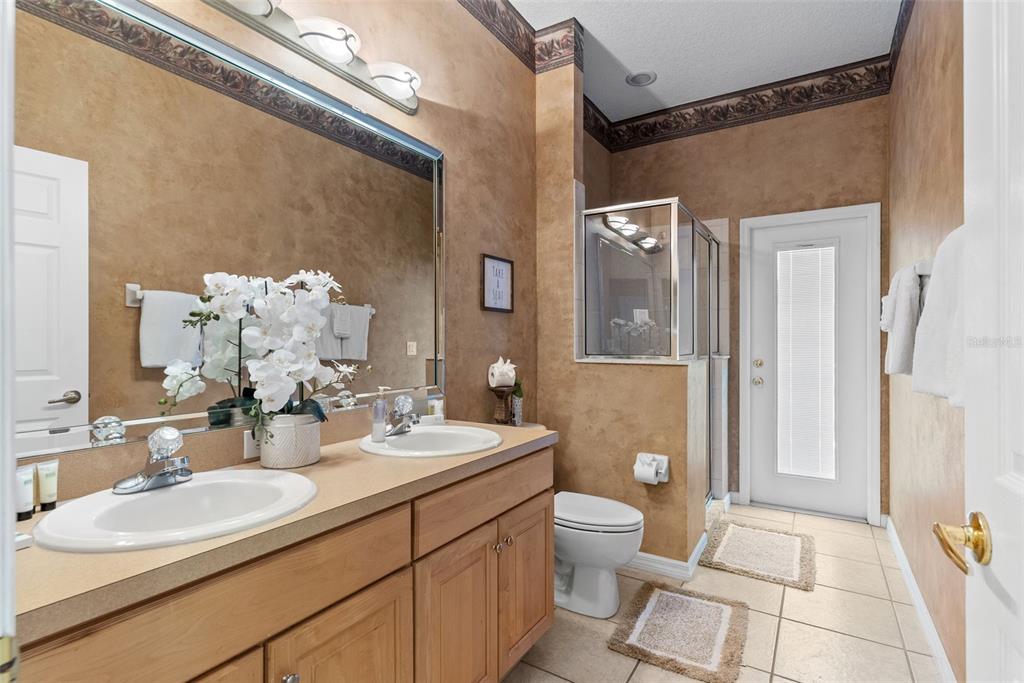 622 GOLF COURSE PARKWAY gallery image #28