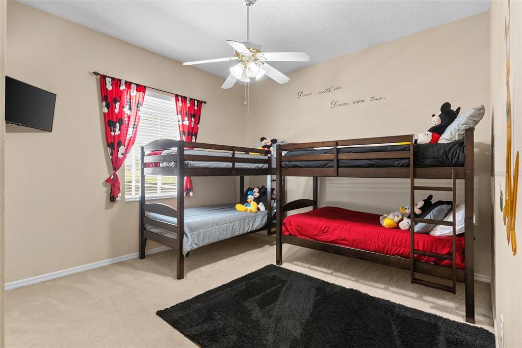 622 GOLF COURSE PARKWAY gallery image #29