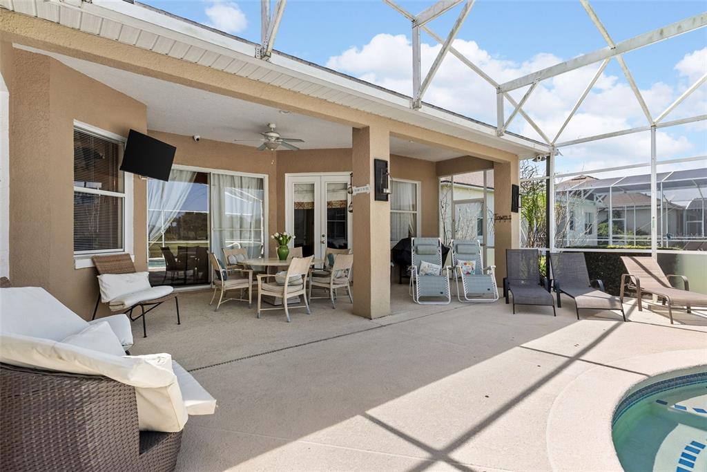 622 GOLF COURSE PARKWAY gallery image #36