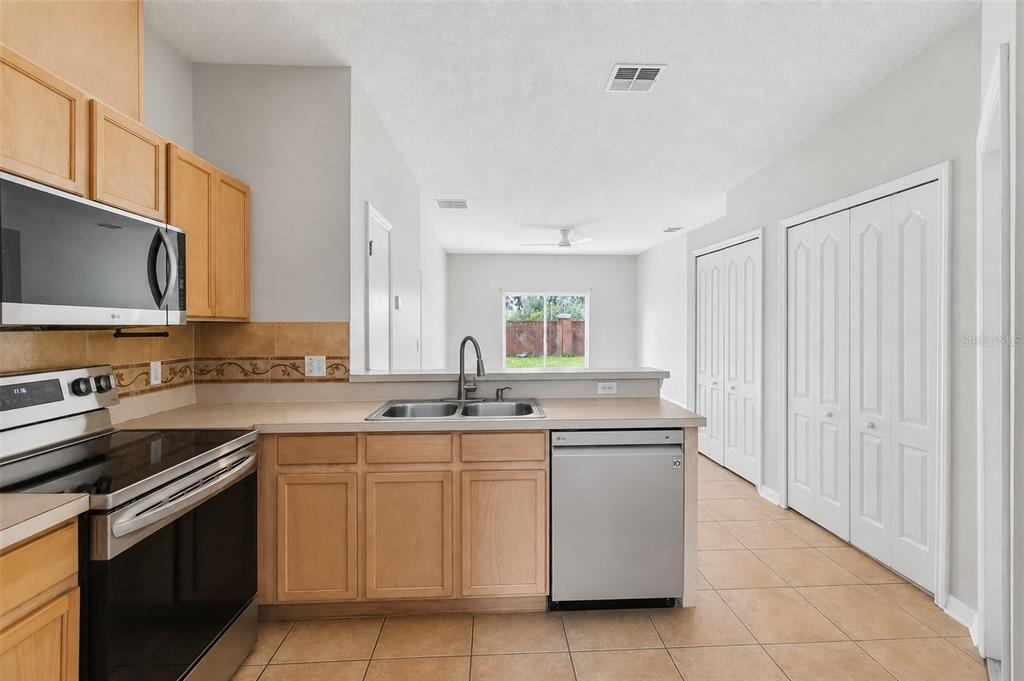 9917 SHADOW CREEK DRIVE gallery image #9