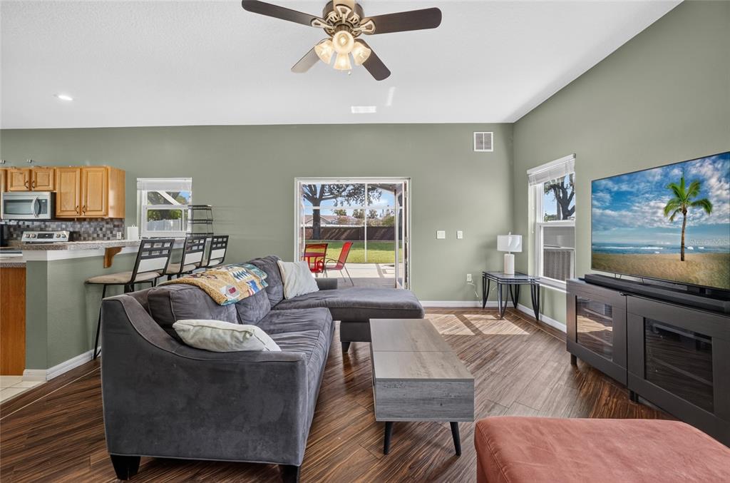 532 KILDRUMMY DRIVE gallery image #11