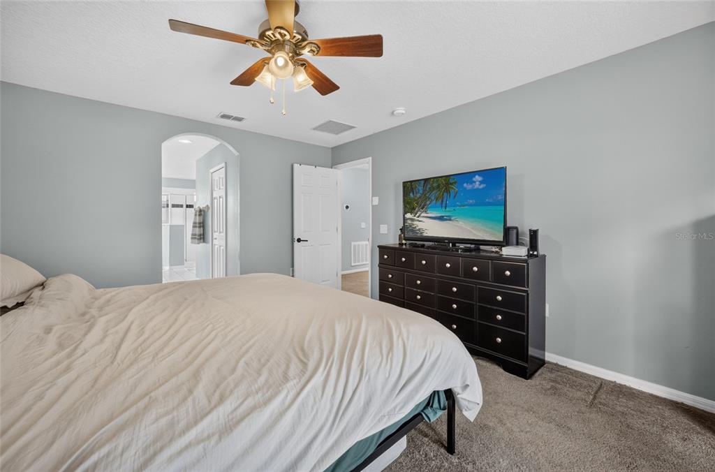 532 KILDRUMMY DRIVE gallery image #16