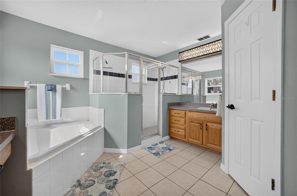 532 KILDRUMMY DRIVE gallery image #20