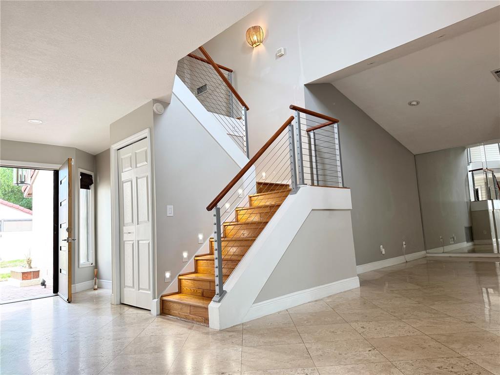 8214 ROLLA COURT gallery image #12