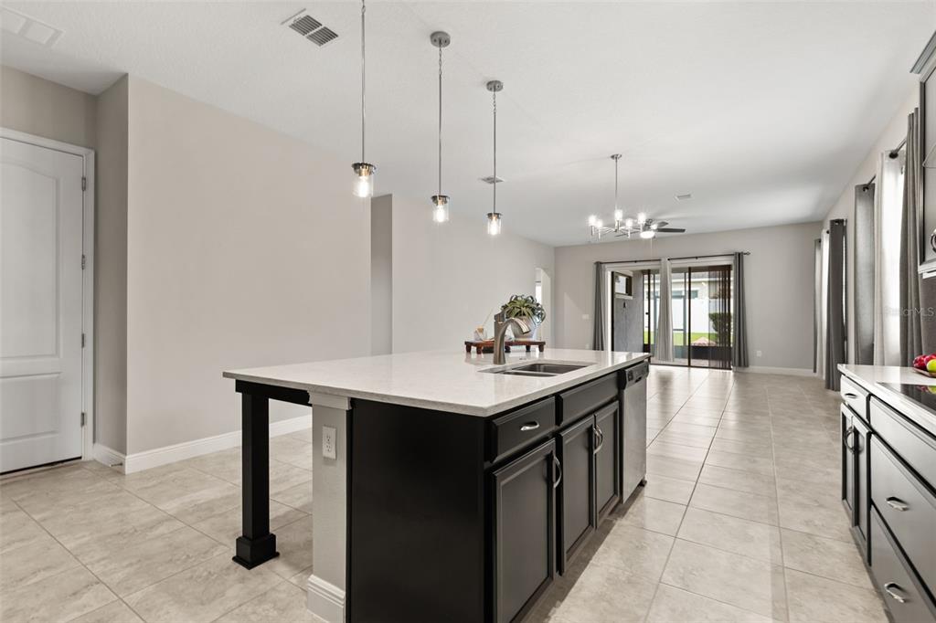 3118 RESIDENCE EAST WAY gallery image #10