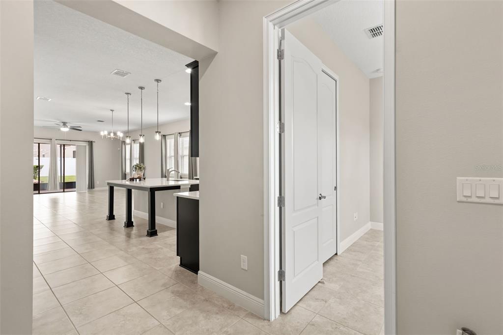3118 RESIDENCE EAST WAY gallery image #6