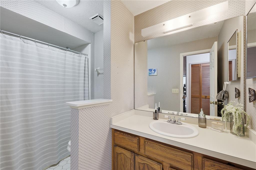 5583 LONG LAKE DRIVE gallery image #11