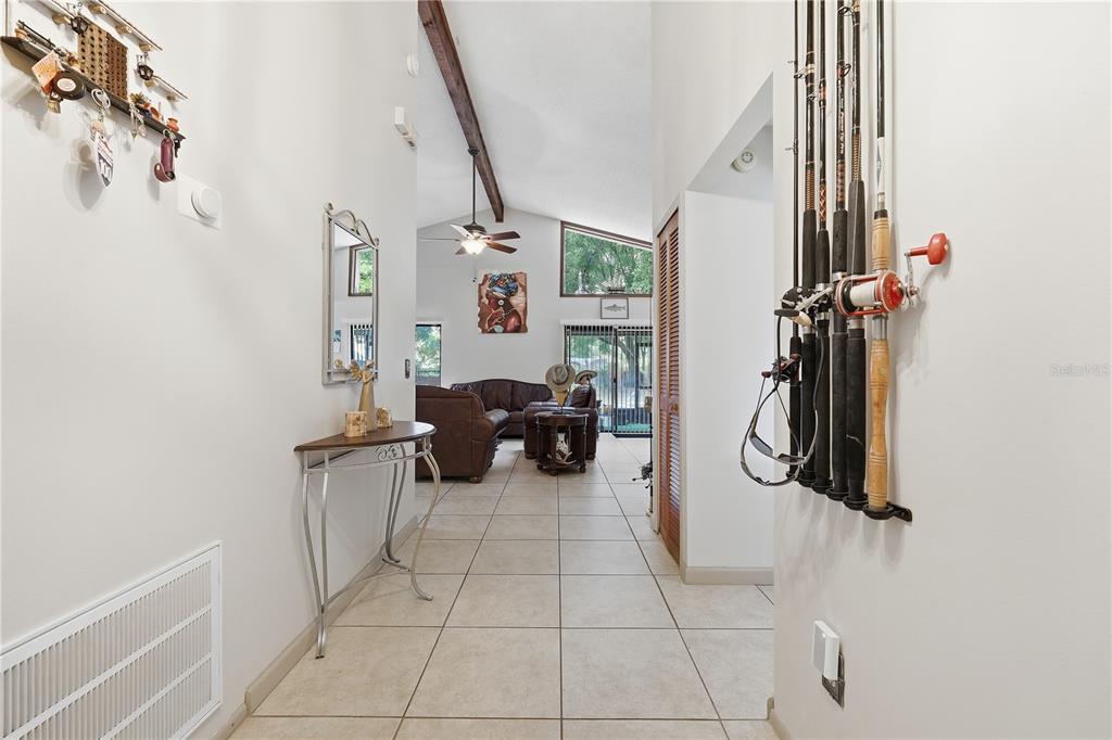5583 LONG LAKE DRIVE gallery image #5