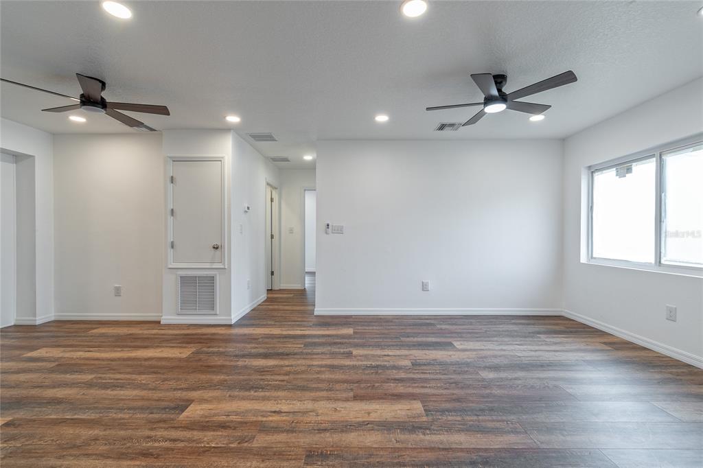 1015 MACK AVENUE gallery image #26