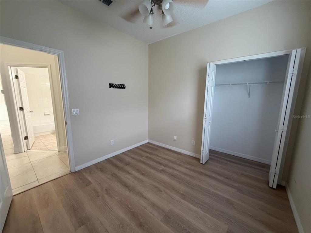 2445 CYPRESS TRACE CIRCLE gallery image #18