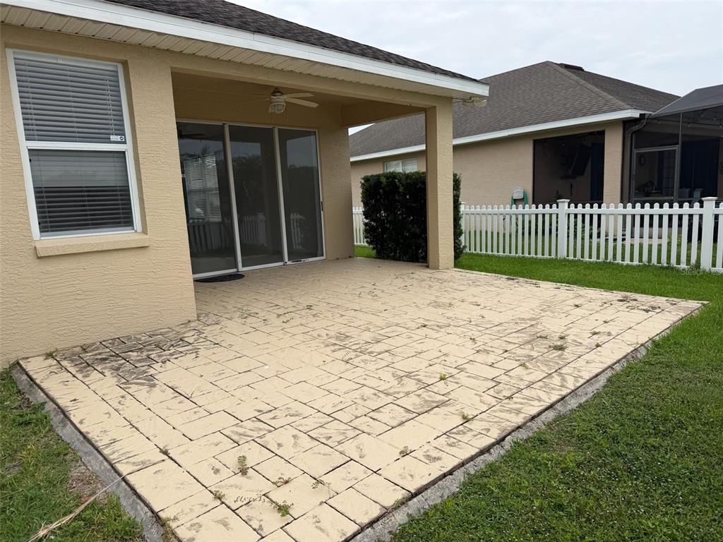 2445 CYPRESS TRACE CIRCLE gallery image #21