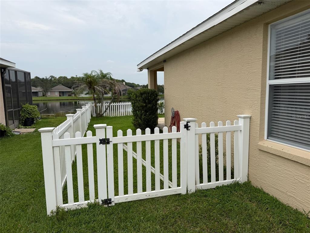 2445 CYPRESS TRACE CIRCLE gallery image #22
