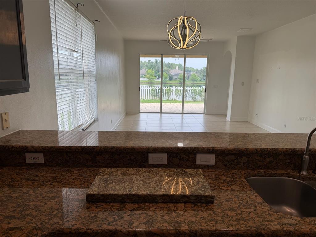 2445 CYPRESS TRACE CIRCLE gallery image #8