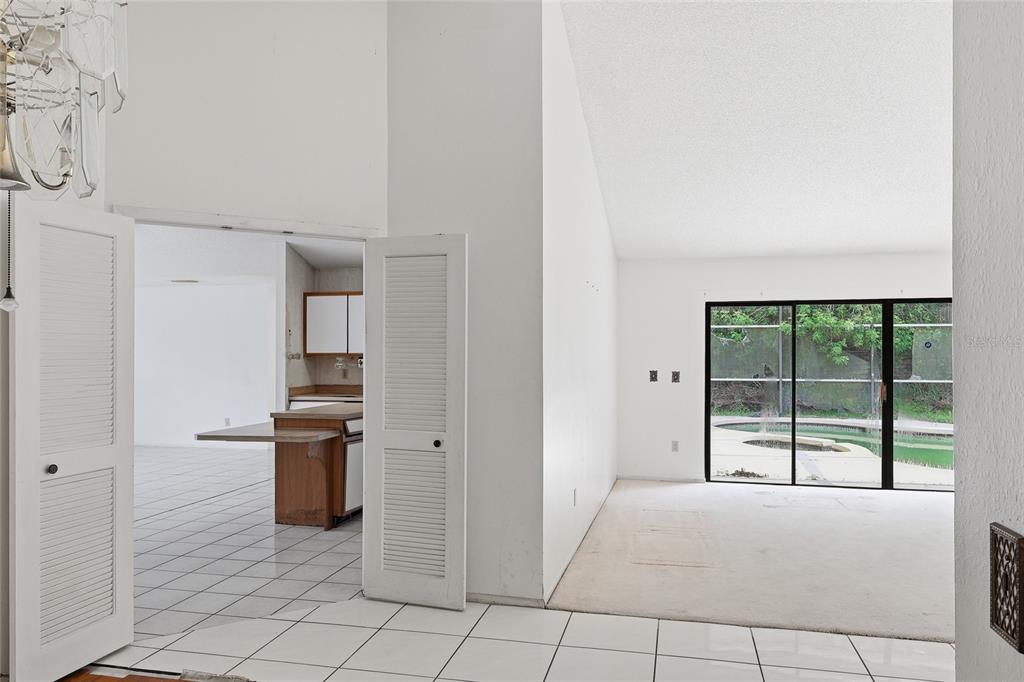 2939 DANFORTH DRIVE gallery image #20