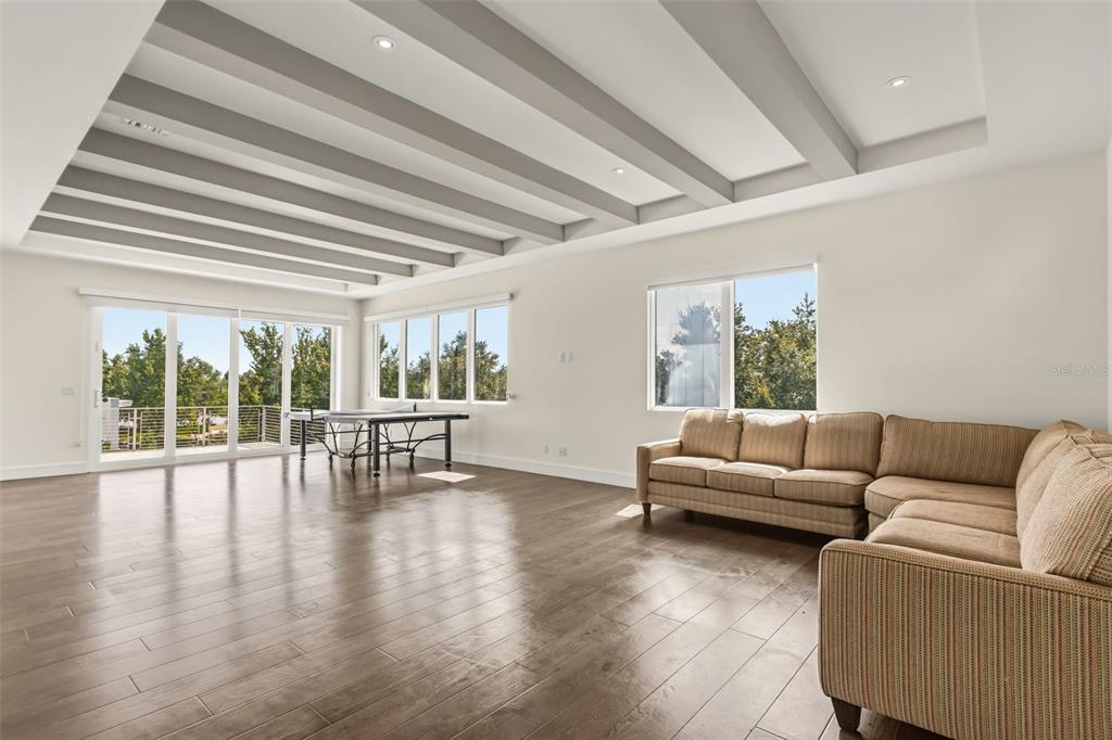 9352 BORDET COURT gallery image #22