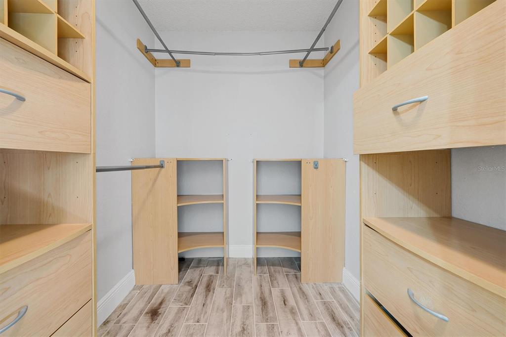 8405 WAIALAE COURT gallery image #18