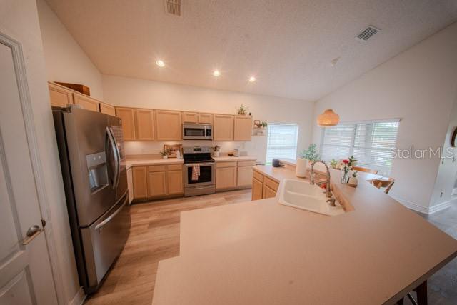 3701 SEMINOLE DRIVE gallery image #17
