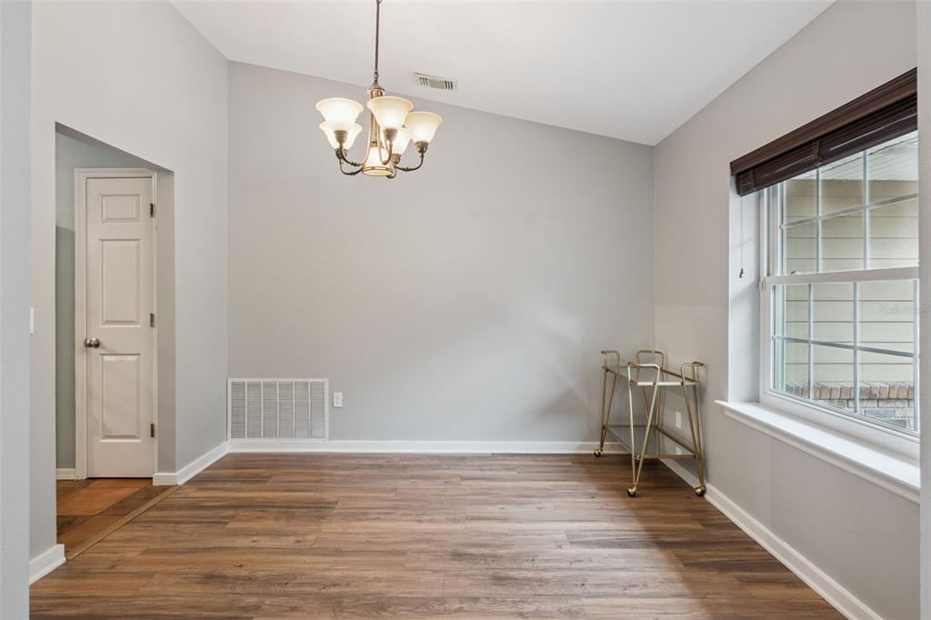 4507 WINDERWOOD CIRCLE gallery image #10