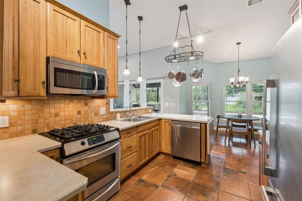 4507 WINDERWOOD CIRCLE gallery image #11