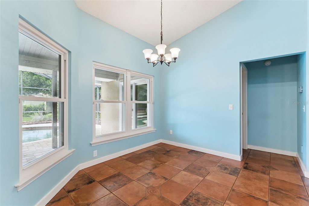 4507 WINDERWOOD CIRCLE gallery image #15