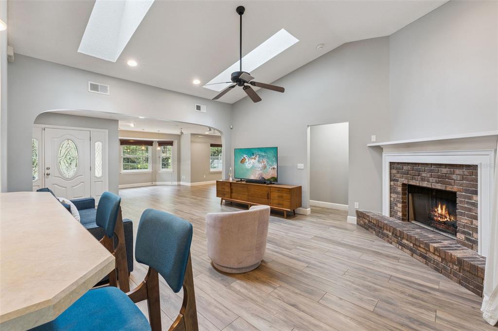 4507 WINDERWOOD CIRCLE gallery image #28