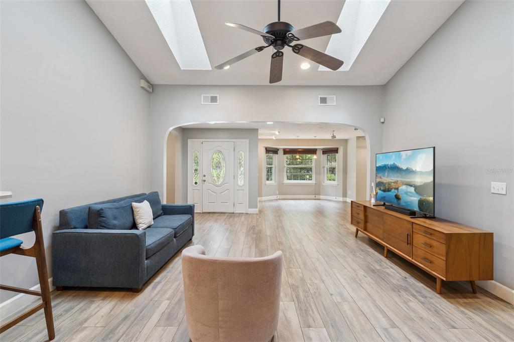 4507 WINDERWOOD CIRCLE gallery image #30