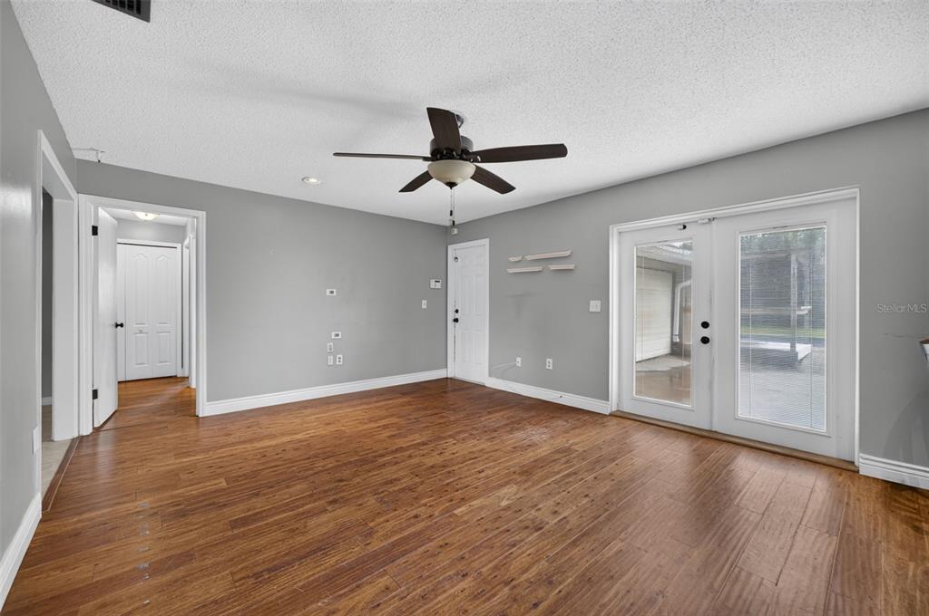 3240 TOURAINE AVENUE gallery image #12