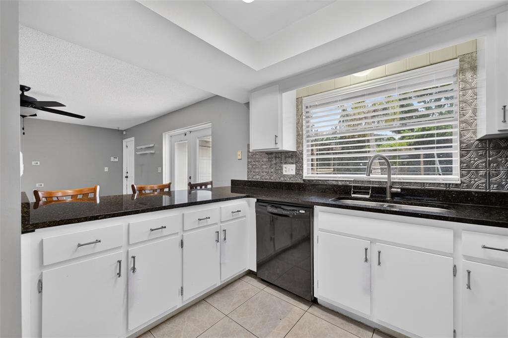 3240 TOURAINE AVENUE gallery image #22