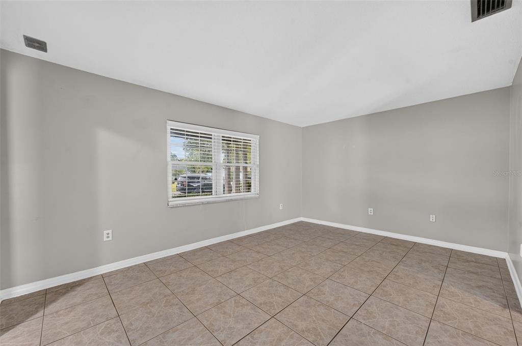 3240 TOURAINE AVENUE gallery image #6