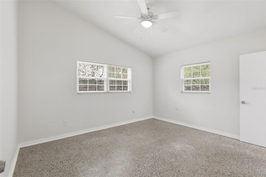 724 BRAIDWOOD LANE gallery image #18