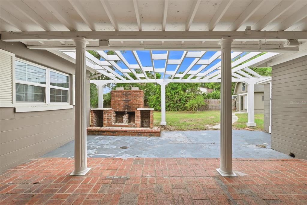 724 BRAIDWOOD LANE gallery image #30