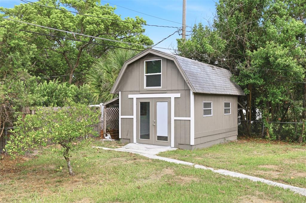 724 BRAIDWOOD LANE gallery image #37