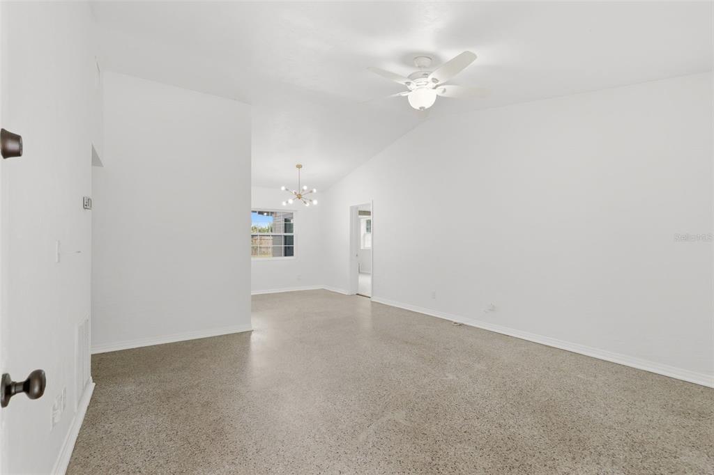 724 BRAIDWOOD LANE gallery image #43