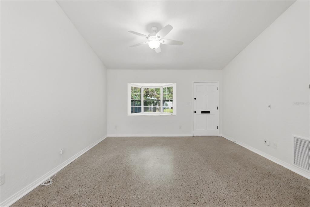 724 BRAIDWOOD LANE gallery image #44
