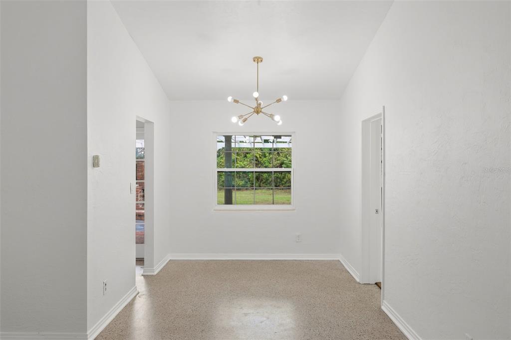 724 BRAIDWOOD LANE gallery image #7