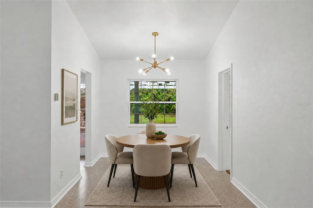 724 BRAIDWOOD LANE gallery image #8