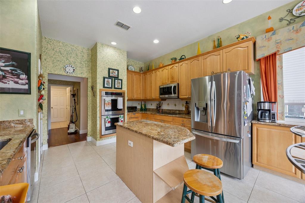 8991 HERITAGE BAY CIRCLE gallery image #11