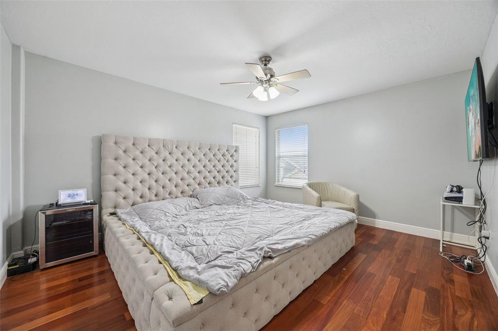 8991 HERITAGE BAY CIRCLE gallery image #17